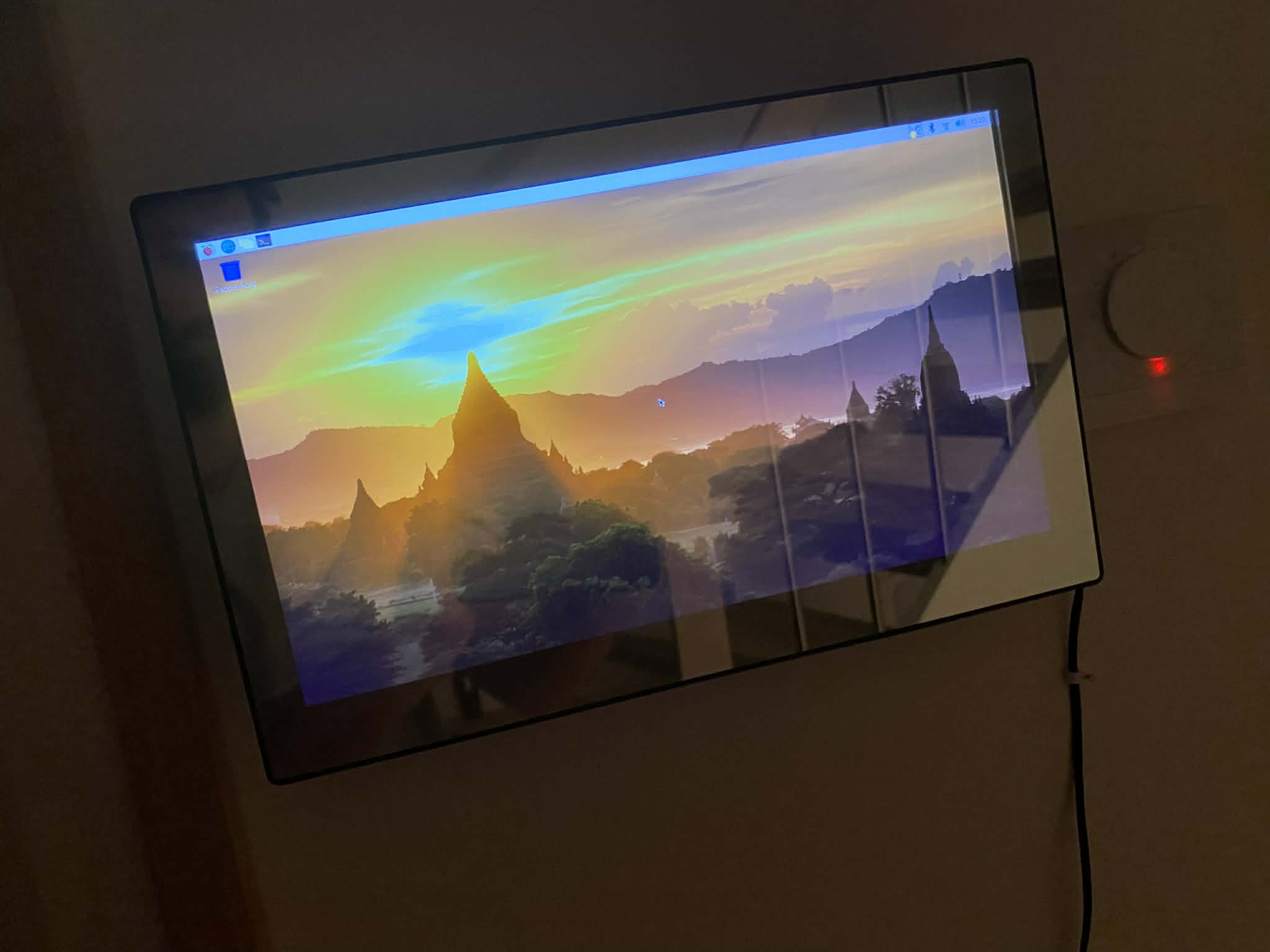 Smart Mirror (MagicMirror)